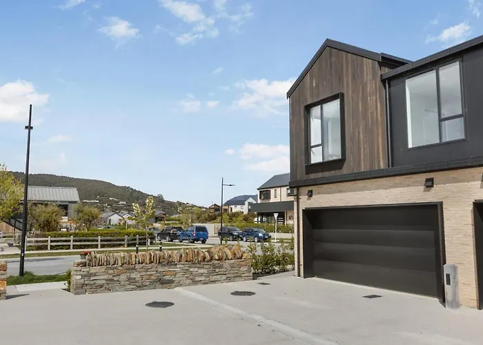 Vakantiehuis Modern - Outdoor Fireplace . Mountain Views