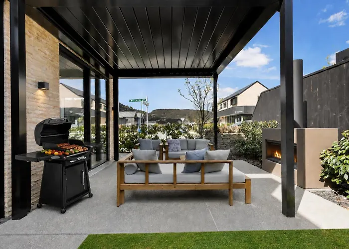 Modern - Outdoor Fireplace . Mountain Views